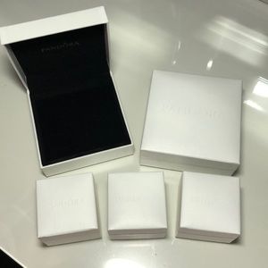 5 pandora boxes, set